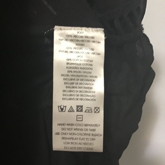 Ecote Semi-Sheer Deep V Back Tunic with Lace Size L - Picture 11 of 12